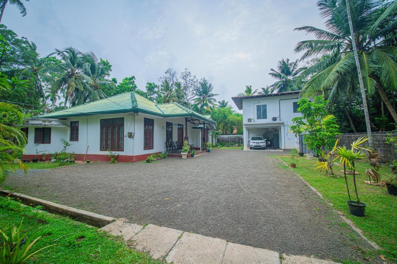 The Esence Of Sri Lanka Villa Ahungalla Exterior photo