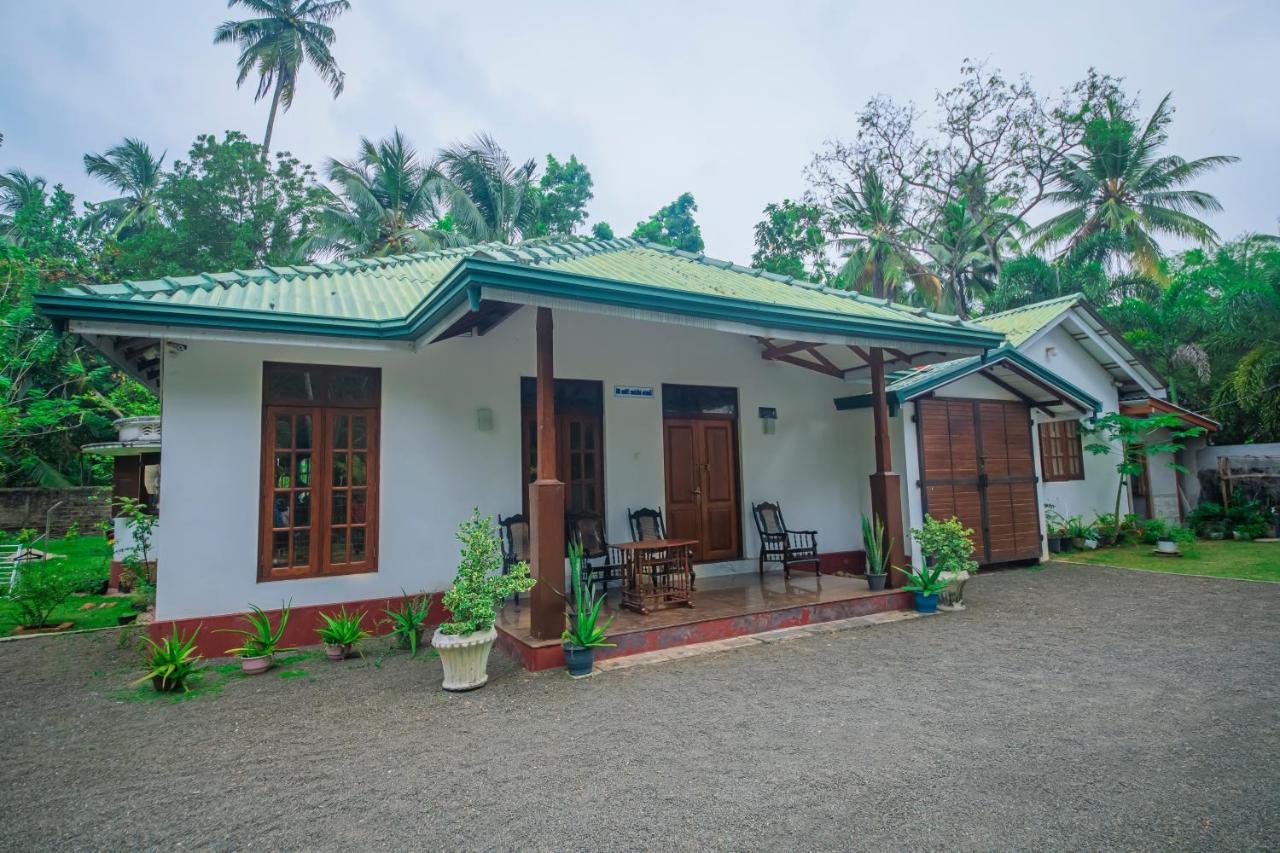 The Esence Of Sri Lanka Villa Ahungalla Exterior photo